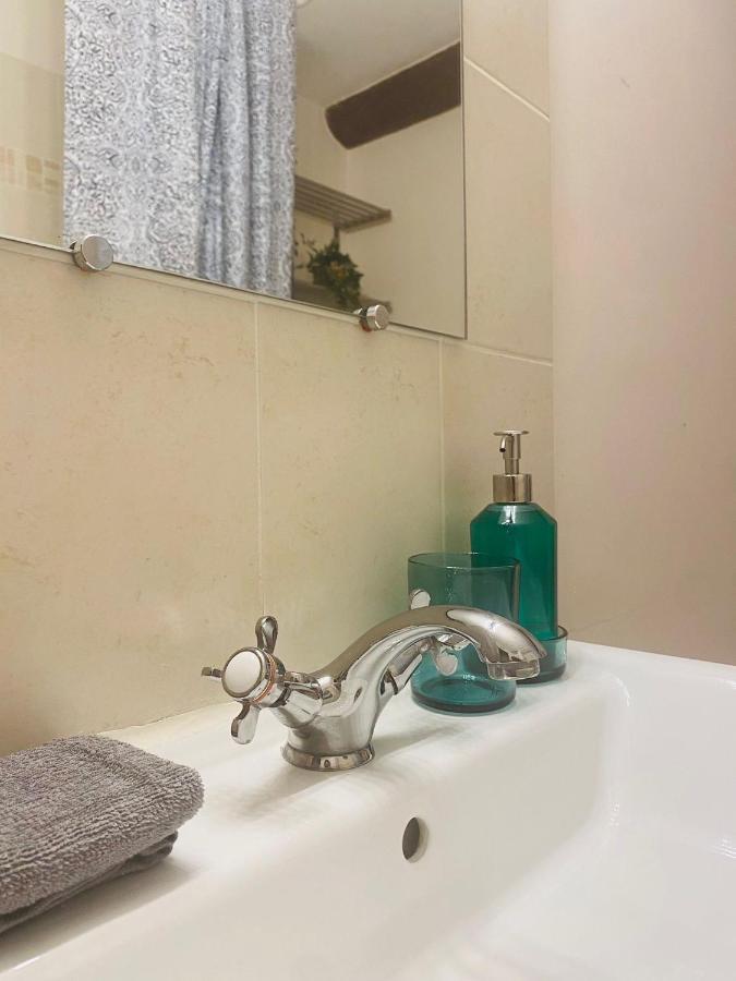 أفينيون Joli Appartement Intra-Muros المظهر الخارجي الصورة